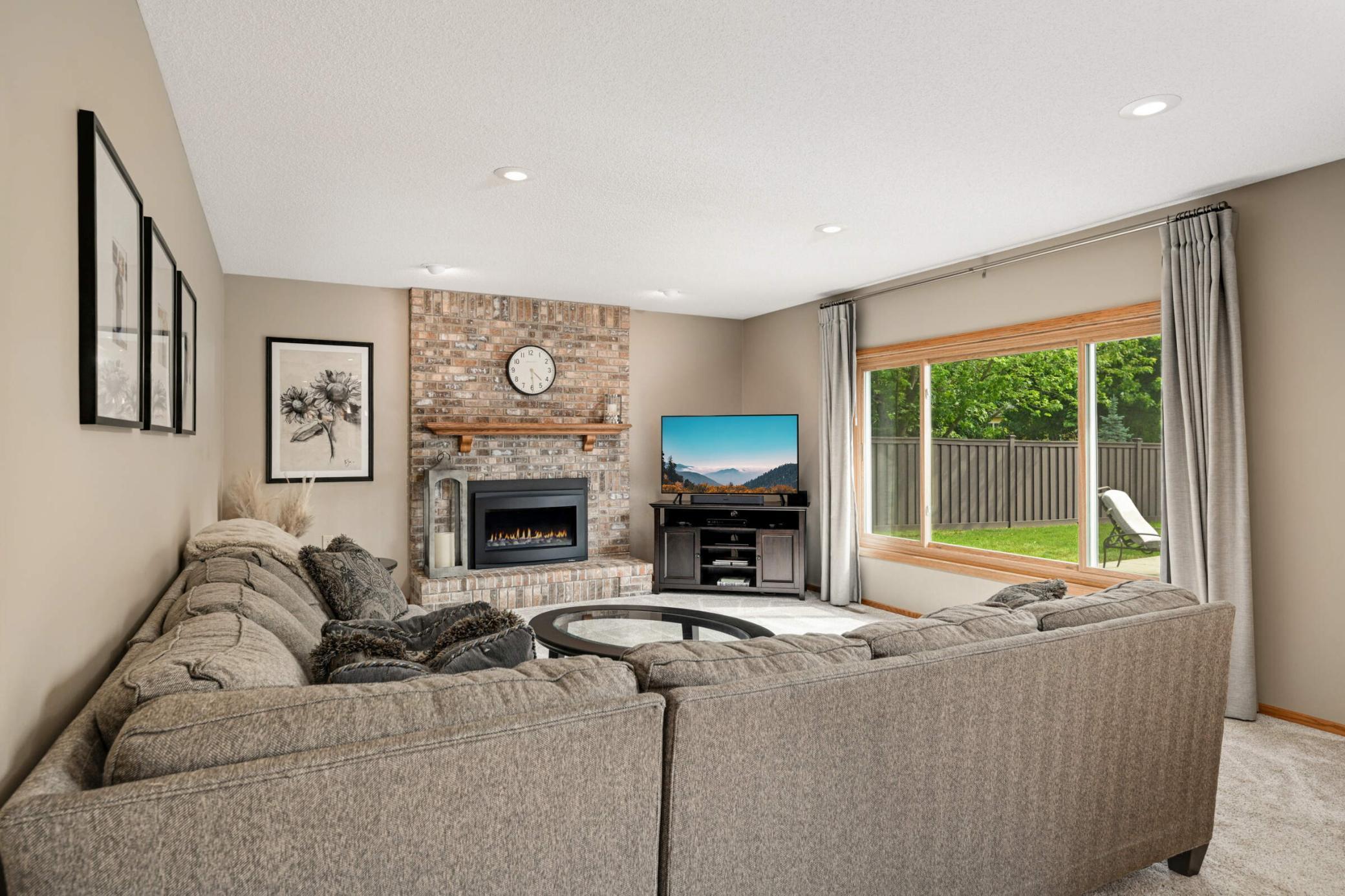 9300 Quinn Road Bloomington, MN 55437 - Photo 29 of 67 Gallery Image 29