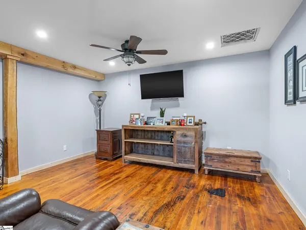 $175,000 | 701 Union Highway, Cross Anchor, SC 29335
