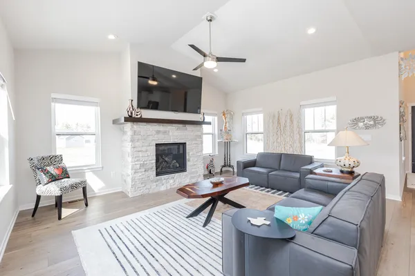 $749,900 | W206-n5693 Muirfield Drive, Menomonee Falls, WI 53051
