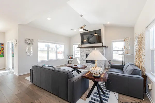$749,900 | W206-n5693 Muirfield Drive, Menomonee Falls, WI 53051