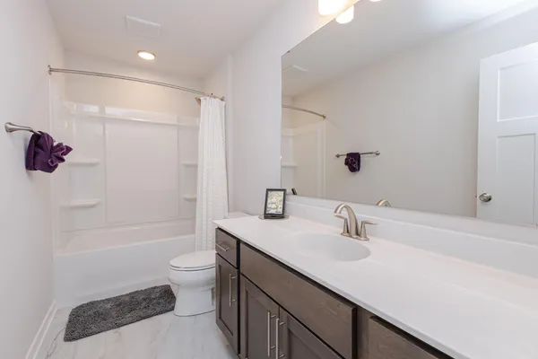 $749,900 | W206-n5693 Muirfield Drive, Menomonee Falls, WI 53051