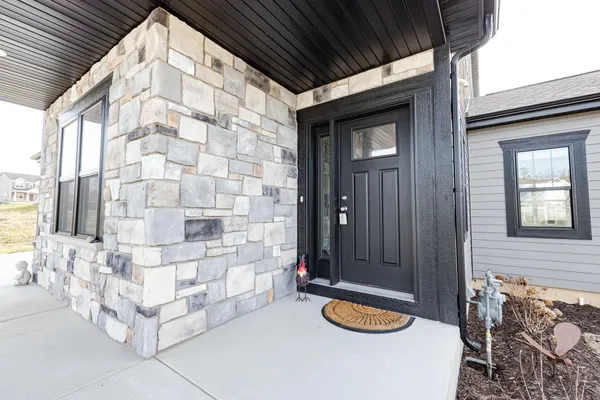 $749,900 | W206-n5693 Muirfield Drive, Menomonee Falls, WI 53051