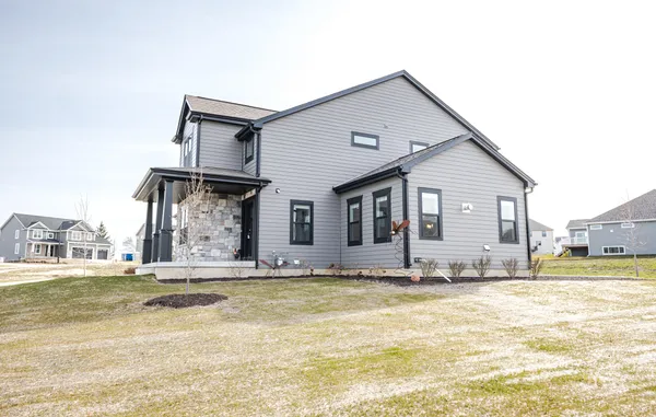 $749,900 | W206-n5693 Muirfield Drive, Menomonee Falls, WI 53051