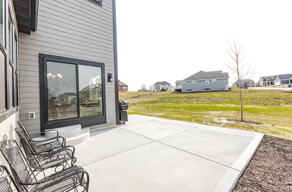 $749,900 | W206-n5693 Muirfield Drive, Menomonee Falls, WI 53051