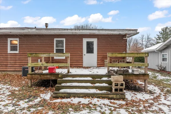 $68,500 | 233 East Morris Street, Bement, IL 61813