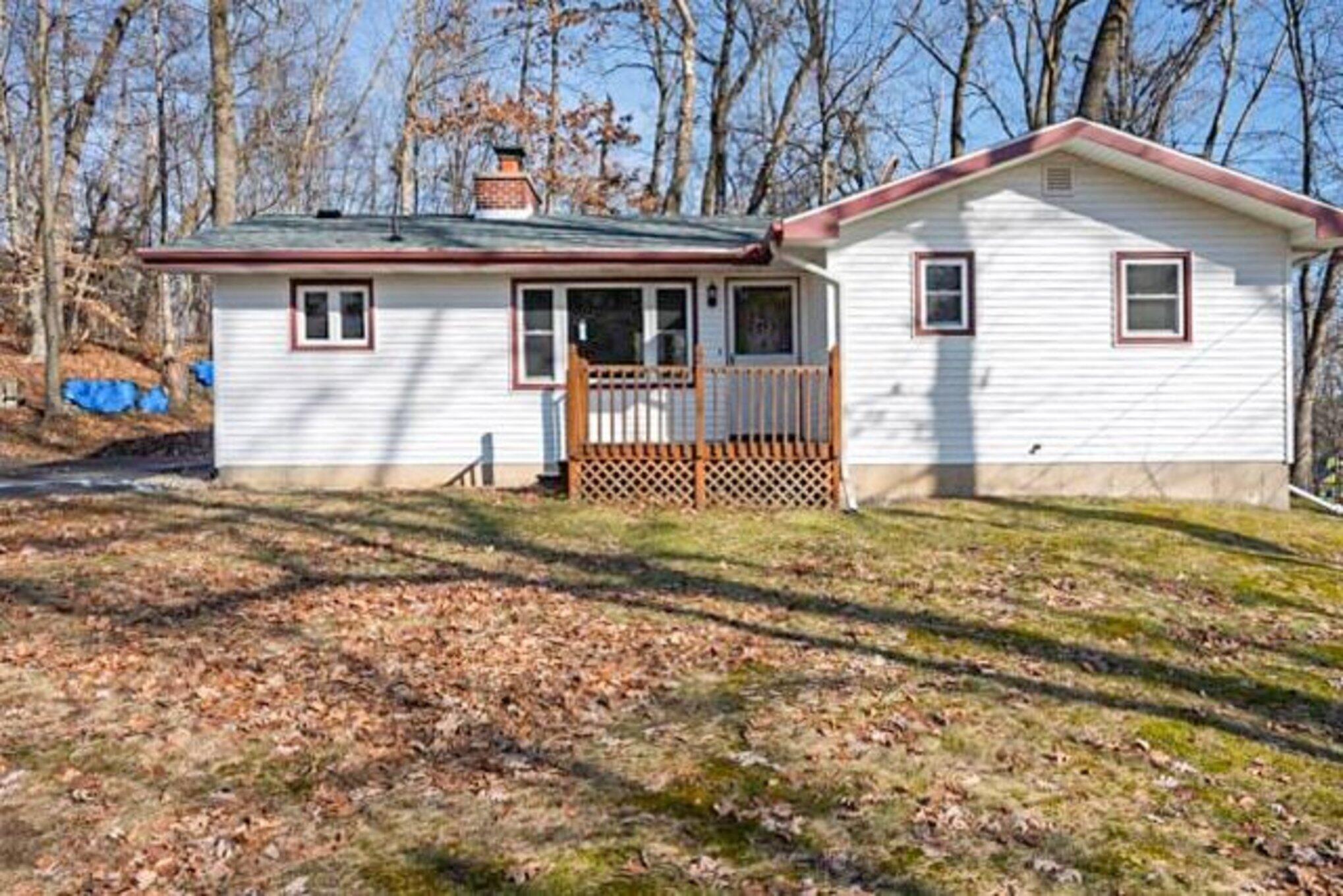 22398 Struwin Road Battle Creek, MI 49017 - Photo 3 of 21 file_4743