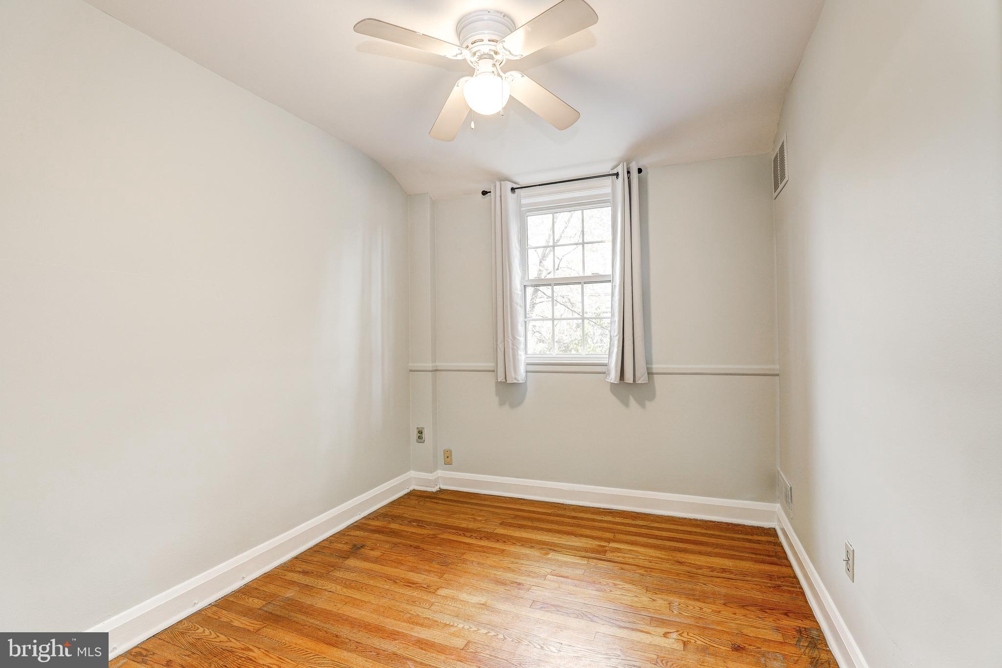 1672 Hardwick Road Towson, MD 21286 - Photo 27 of 42