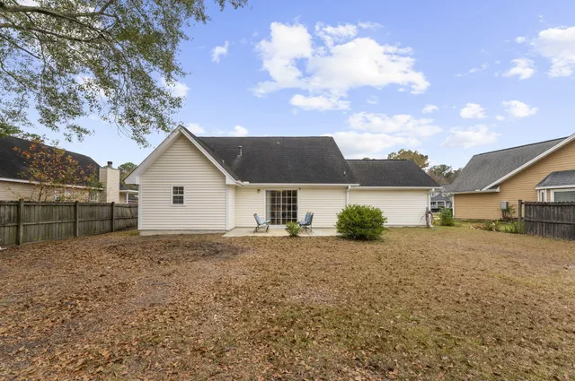 $350,000 | 4014 St Martins Court, Goose Creek, SC 29445