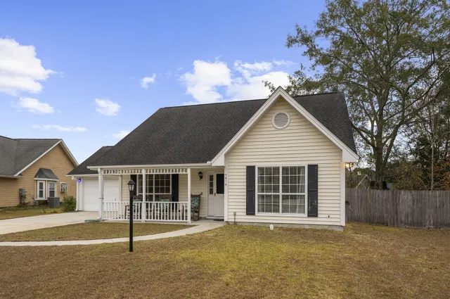$350,000 | 4014 St Martins Court, Goose Creek, SC 29445