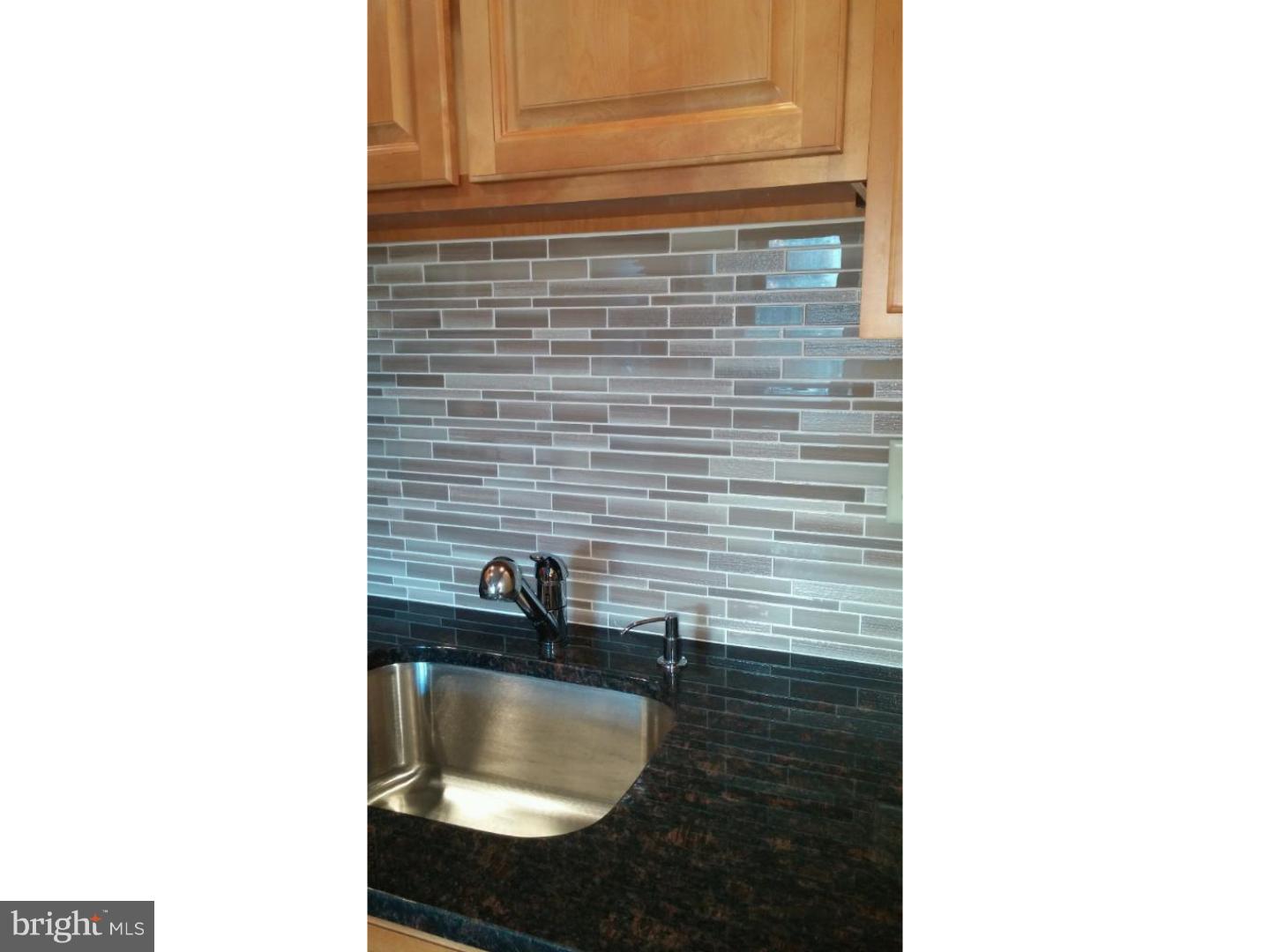 11837 Basile Road Philadelphia, PA 19154 - Photo 2 of 19 Gallery Image 2