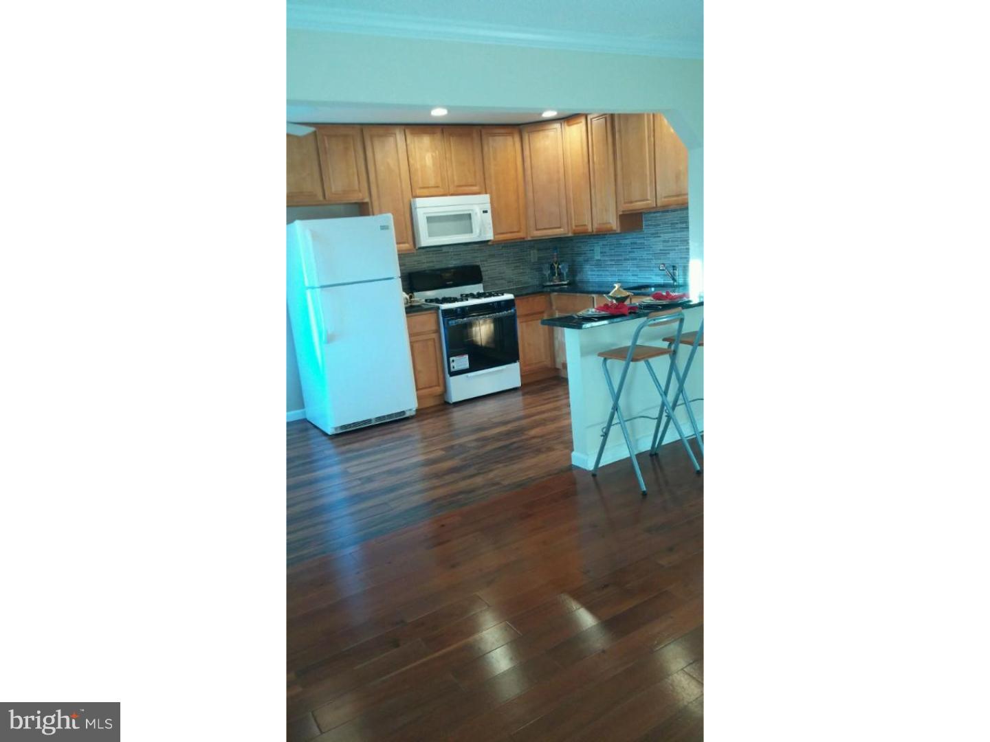 11837 Basile Road Philadelphia, PA 19154 - Photo 3 of 19 Gallery Image 3