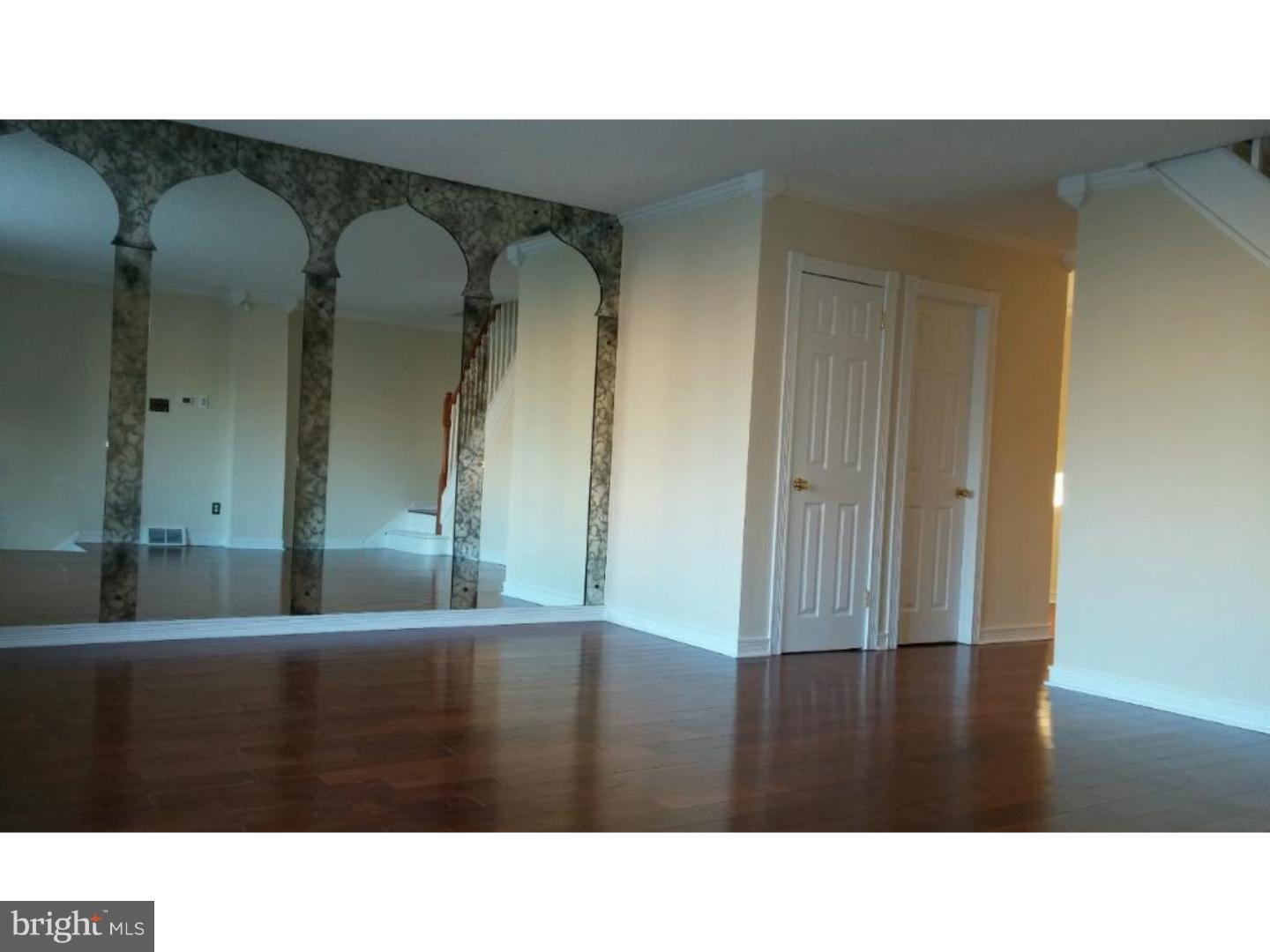 11837 Basile Road Philadelphia, PA 19154 - Photo 8 of 19 Gallery Image 8