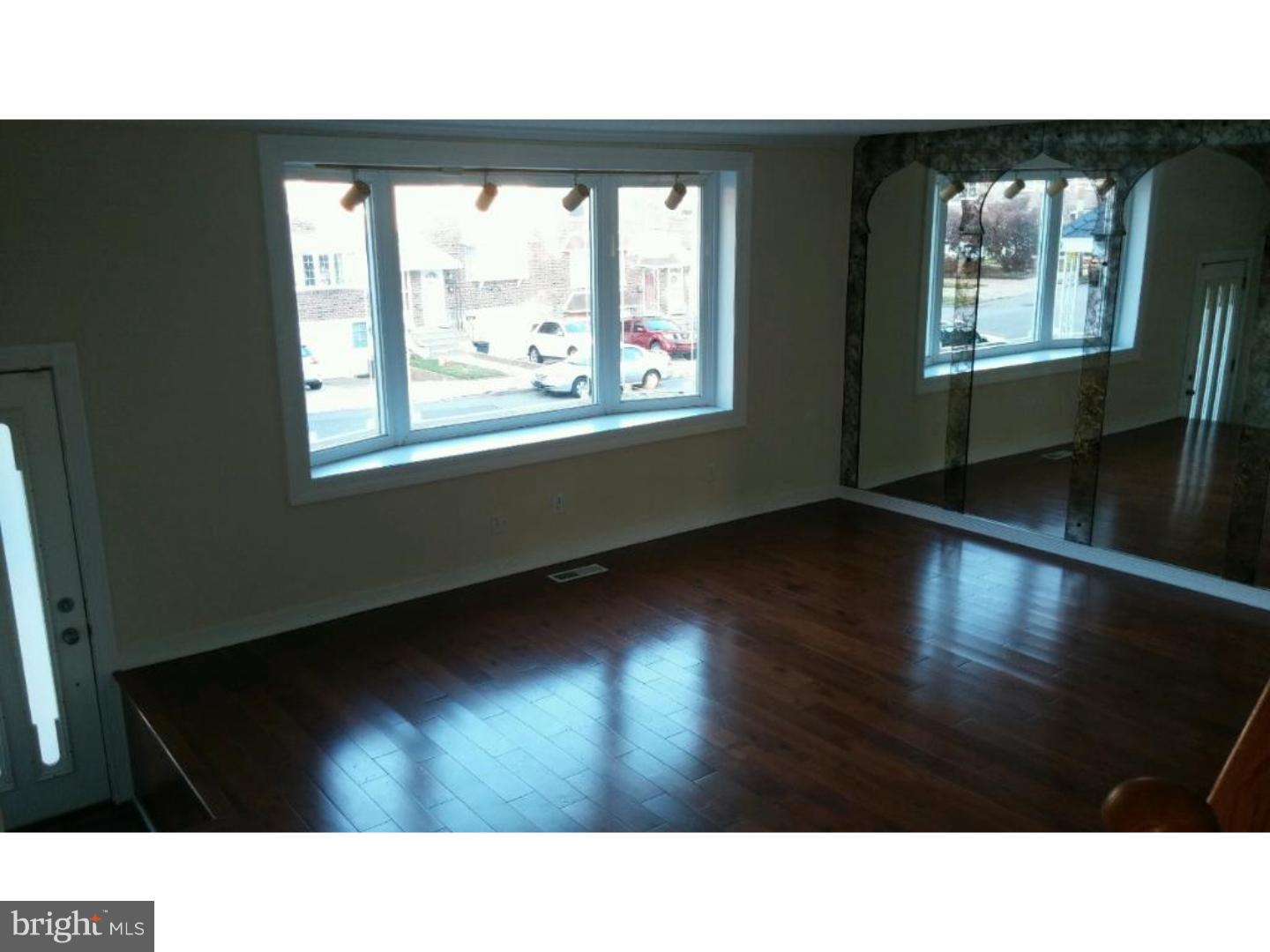 11837 Basile Road Philadelphia, PA 19154 - Photo 9 of 19 Gallery Image 9