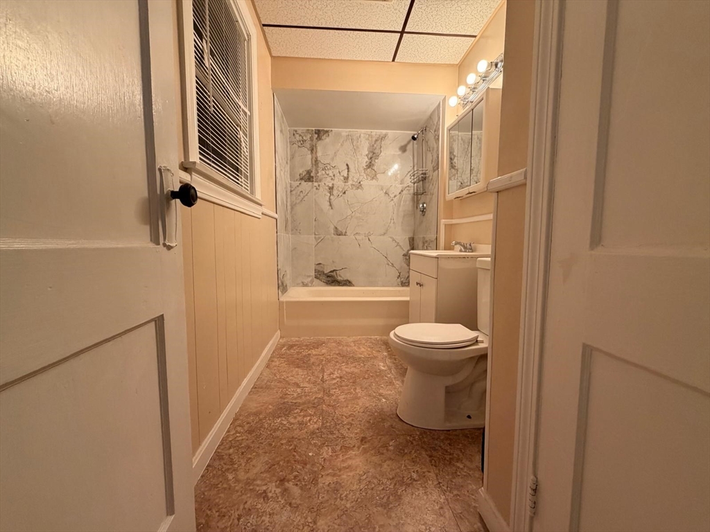 456 County Street, Unit 2 Fall River, MA 02723 - Photo 19 of 24