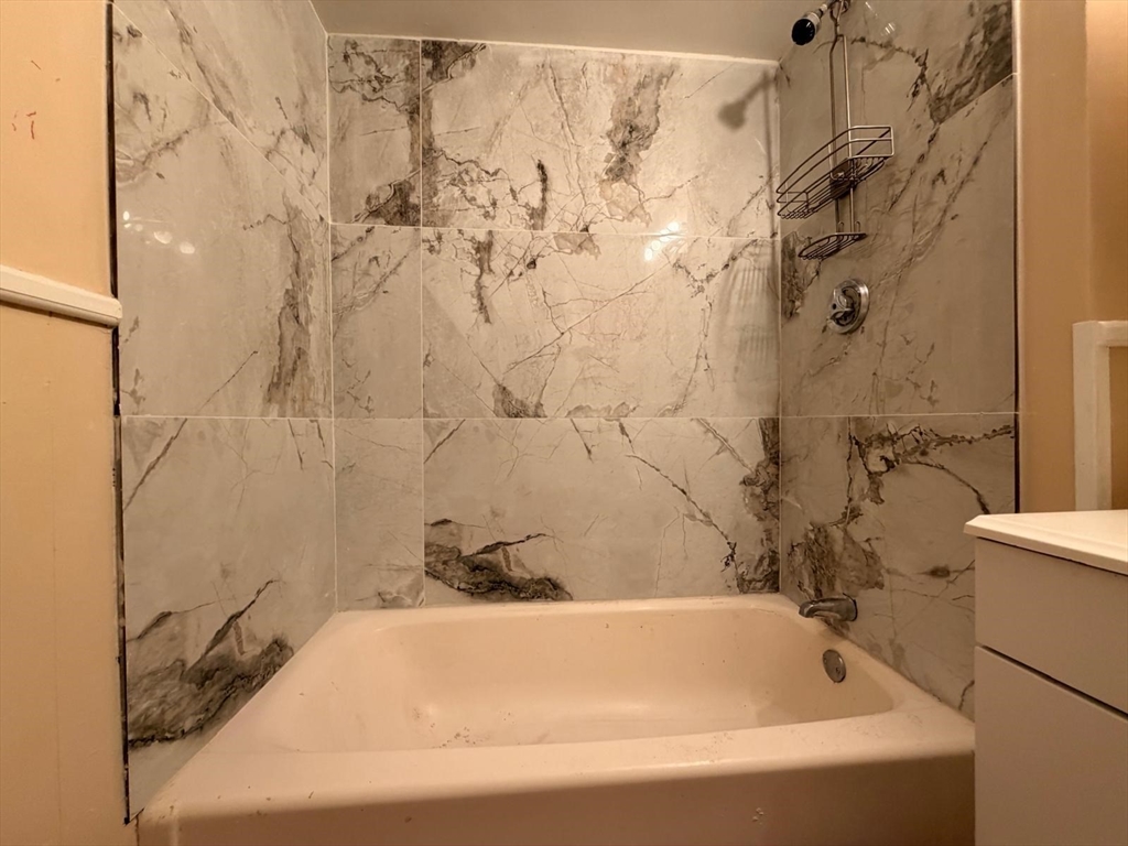 456 County Street, Unit 2 Fall River, MA 02723 - Photo 20 of 24