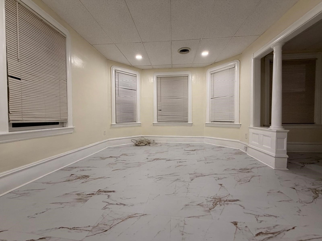 456 County Street, Unit 2 Fall River, MA 02723 - Photo 9 of 24