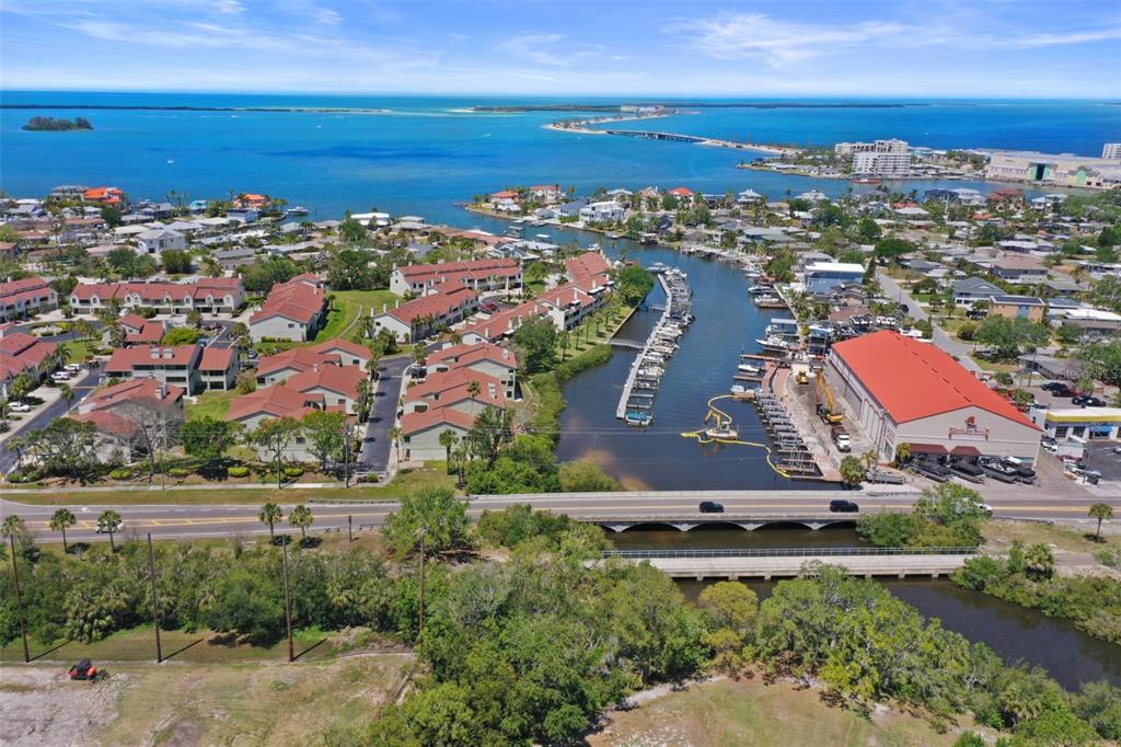 2363 Hanover Drive Dunedin, FL 34698 - Photo 48 of 81