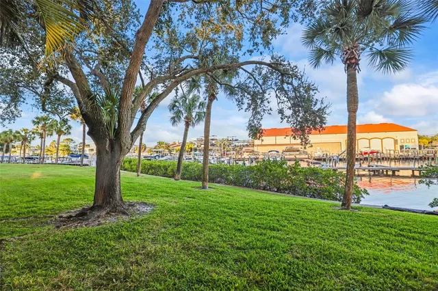 $725,000 | 2363 Hanover Drive, Dunedin, FL 34698