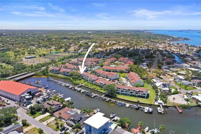 $725,000 | 2363 Hanover Drive, Dunedin, FL 34698