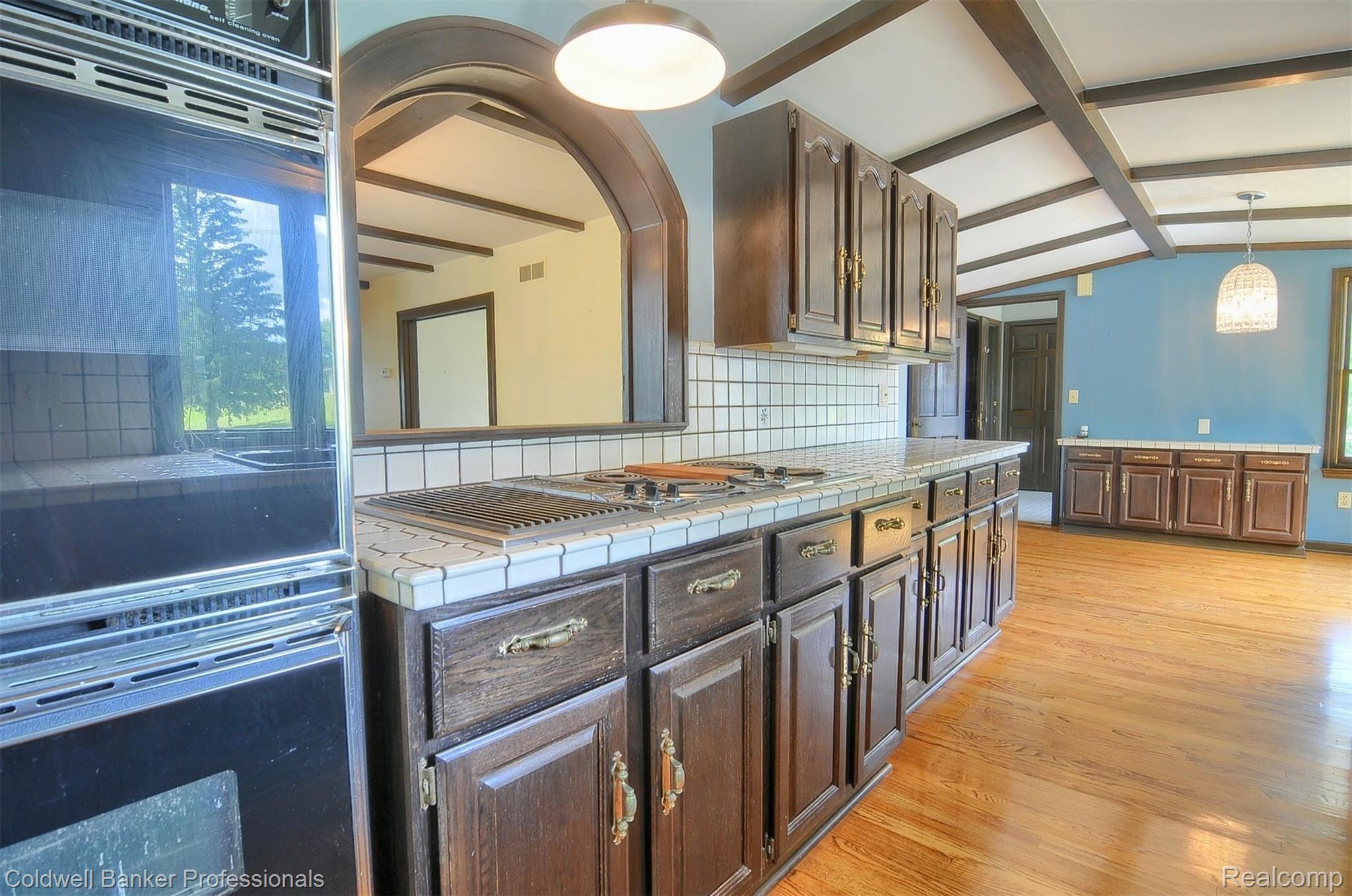 801 Maxfield Lake Road Brighton, MI 48114 - Photo 40 of 65 15-Kitchen 2nd View.jpg