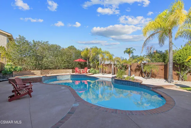 $1,200,000 | 807 Pamela Wood Street, Newbury Park, CA 91320