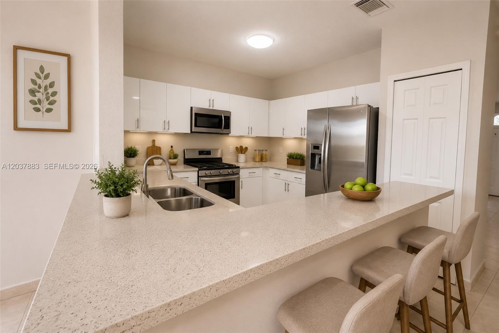 935 Southwest 154th Path Miami, FL 33194 - Photo 4 of 17 Virtually Staged