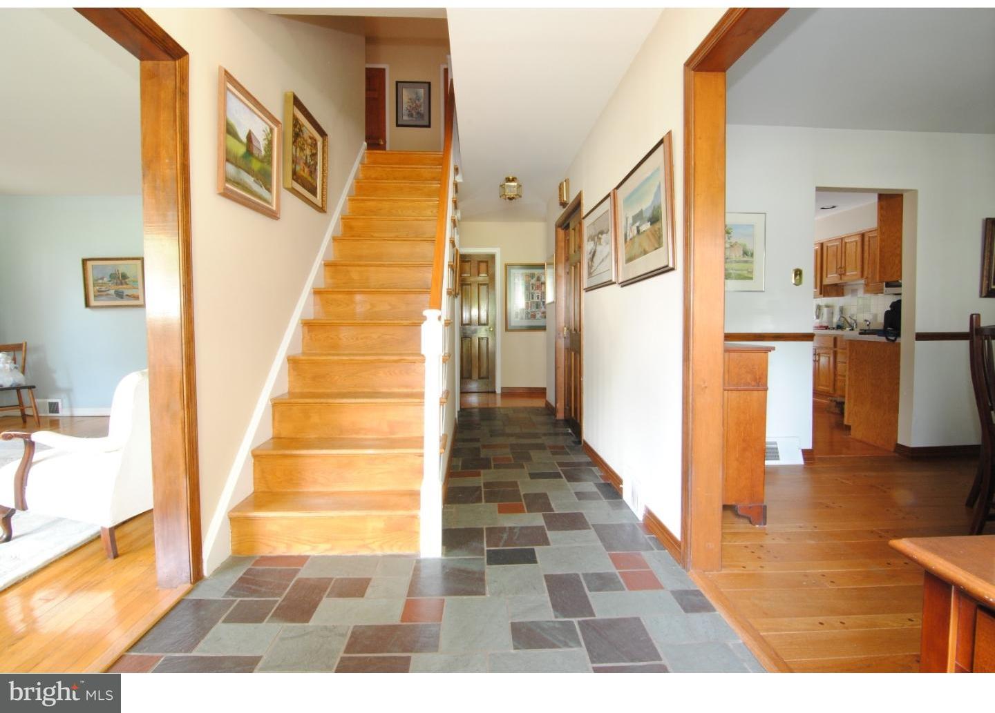 753 Mueller Road Warminster, PA 18974 - Photo 2 of 25 Foyer