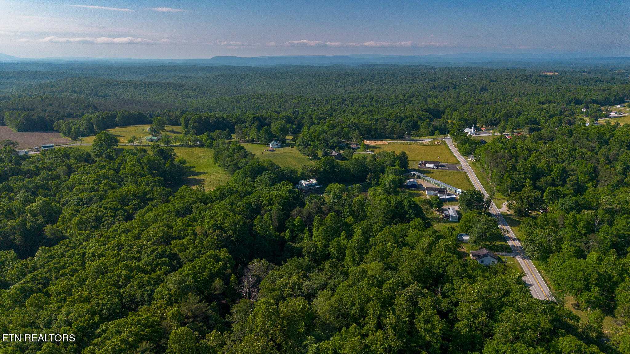140 Walnut Street Deer Lodge, TN 37726 - Photo 33 of 37 DJI_0223-HDR