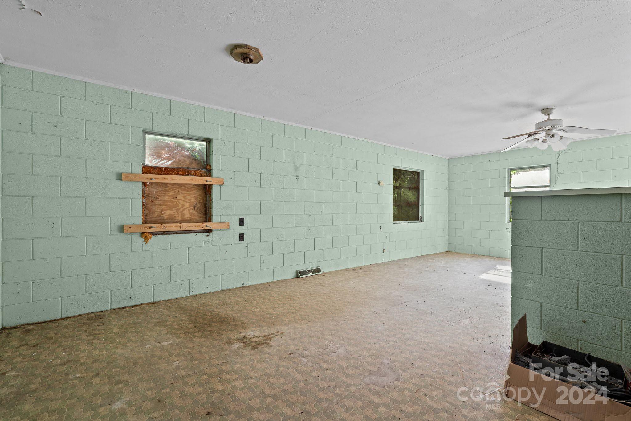 388 Crawford Road Ellerbe, NC 28338 - Photo 7 of 36 Gallery Image 7