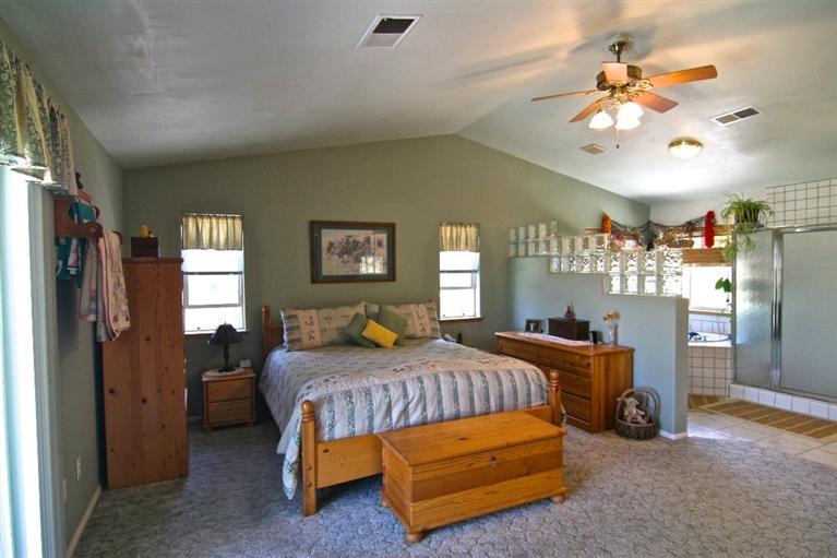 29350 South Lower Valley Road Tehachapi, CA 93561 - Photo 21 of 34 Gallery Image 21