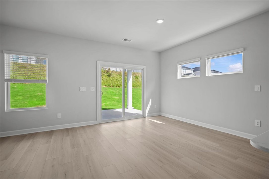 205 Tantalus Street Gray Court, SC 29645 - Photo 13 of 45