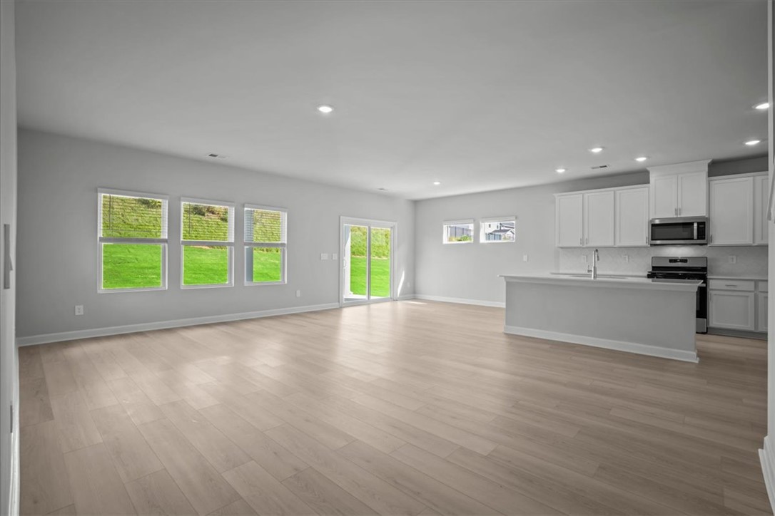 205 Tantalus Street Gray Court, SC 29645 - Photo 16 of 45