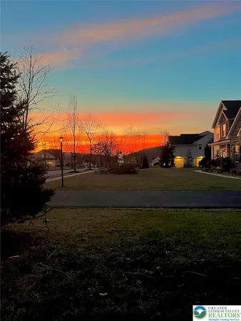 $745,000 | 3505 Woodbyne Road, Hellertown, PA 18055