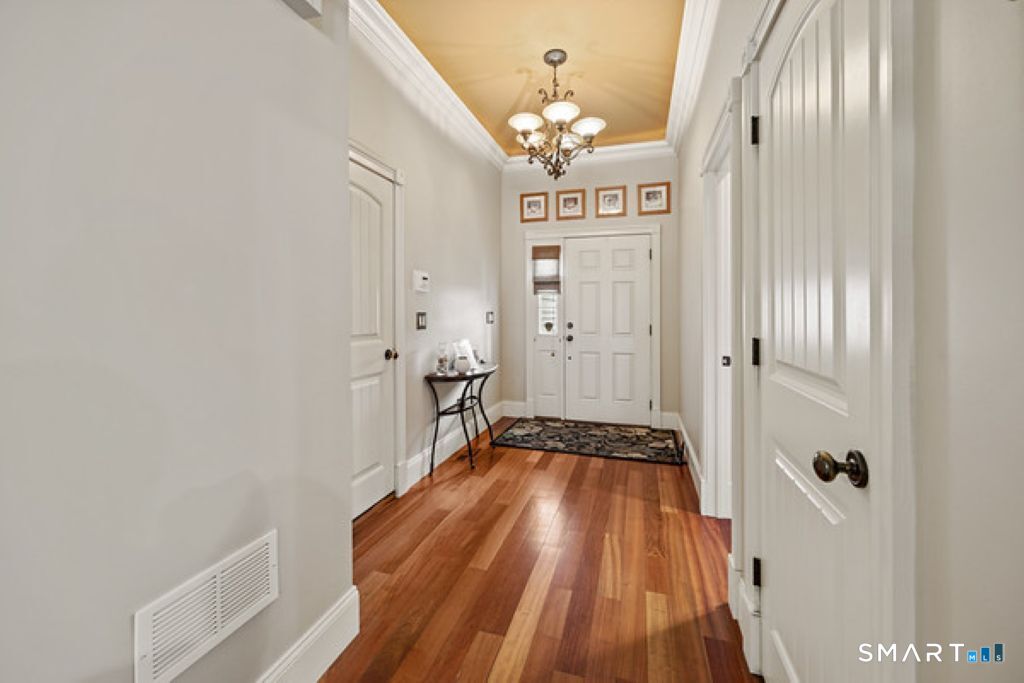 12 Spindle Hill Road, Unit 5E Wolcott, CT 06716 - Photo 3 of 41