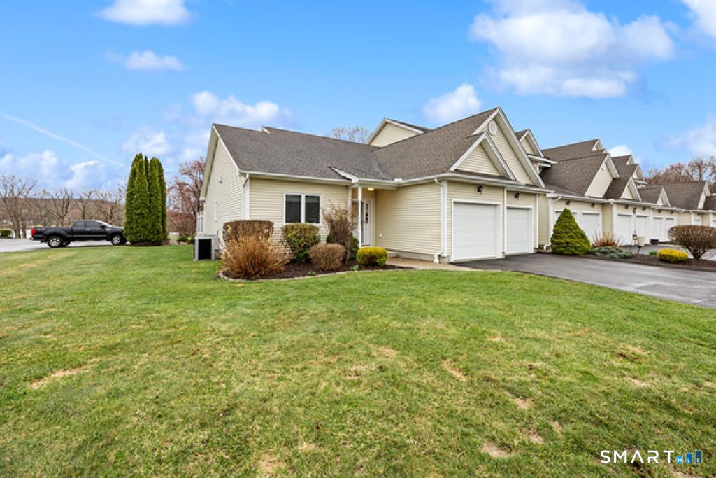 12 Spindle Hill Road, Unit 5E Wolcott, CT 06716 - Photo 34 of 41