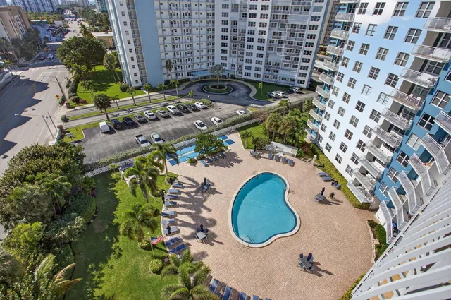 $460,000 | 301 North Ocean Boulevard, Unit 1006, Pompano Beach, FL 33062