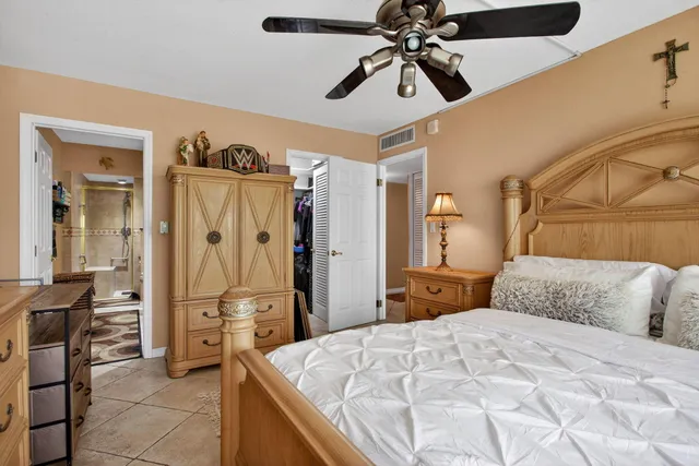 $460,000 | 301 North Ocean Boulevard, Unit 1006, Pompano Beach, FL 33062