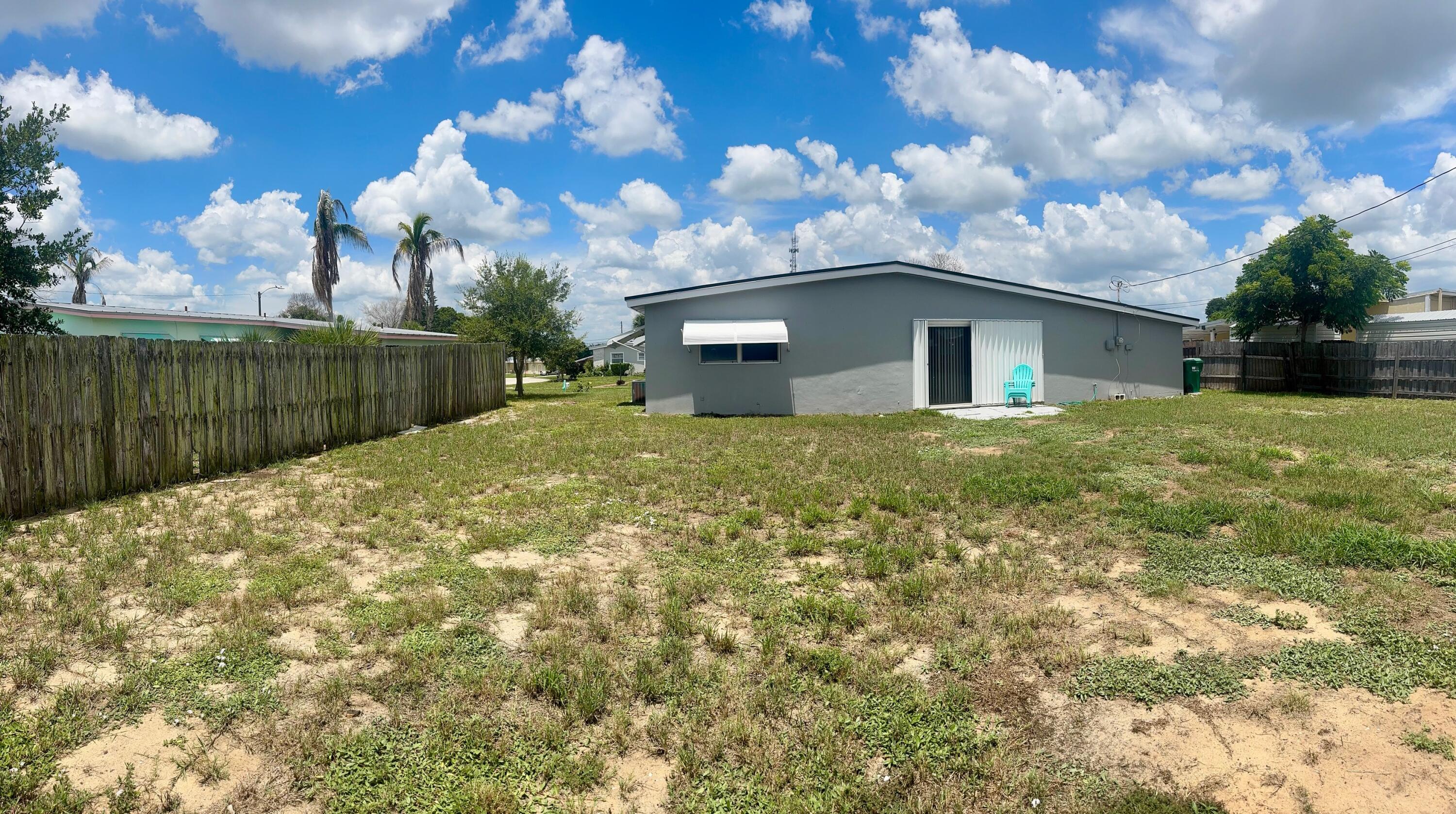 809 Gilbert Street Sebastian, FL 32958 - Photo 1 of 13 IMG_5644