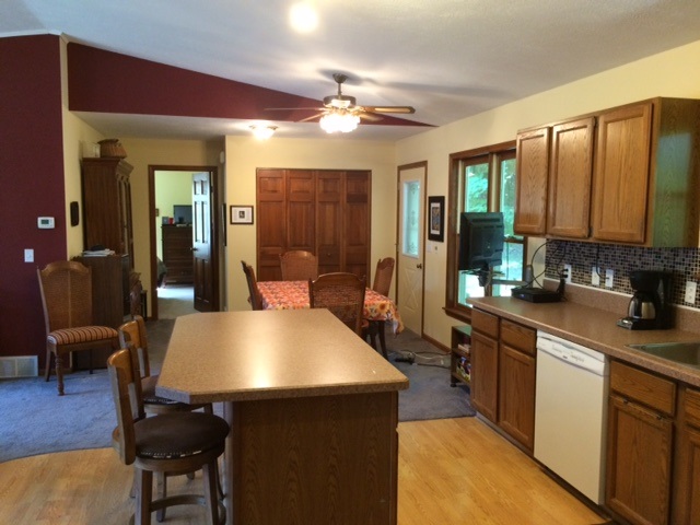 9714 Deal Road Williamsburg, MI 49690 - Photo 9 of 25 1806201-8.JPG