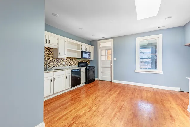 $1,400 | 6147 South Keeler Avenue, Unit 2, Chicago, IL 60629