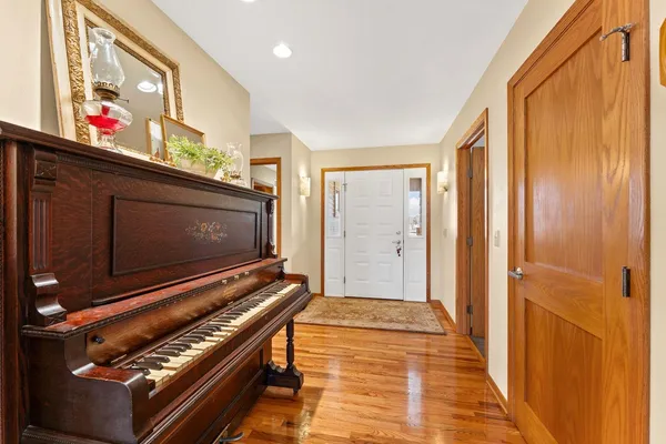 $1,589,000 | E10059 Block Prairie, Prairie du Sac, WI 53578