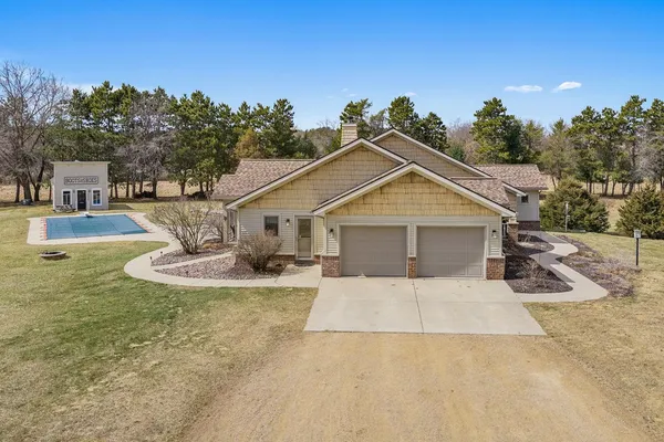 $1,589,000 | E10059 Block Prairie, Prairie du Sac, WI 53578