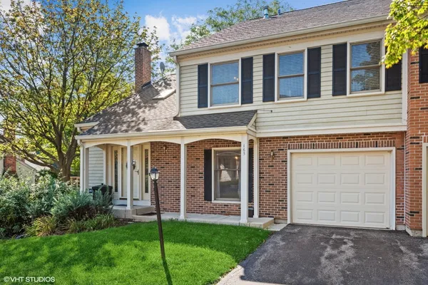 $2,500 | 163 Bright Ridge Drive, Schaumburg, IL 60194