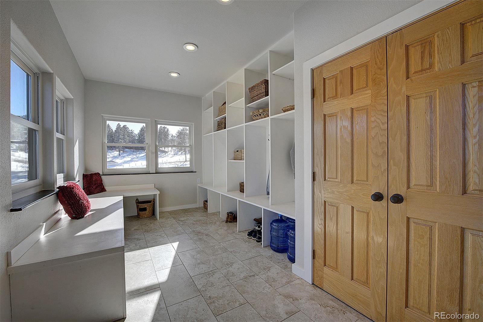 5371 Hazel Road Evergreen, CO 80439 - Photo 6 of 47 a living room with furniture