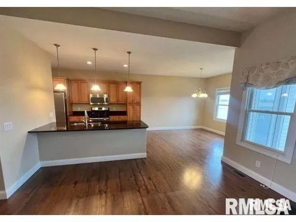 $2,450 | 2702 Johnathan Place, Springfield, IL 62711