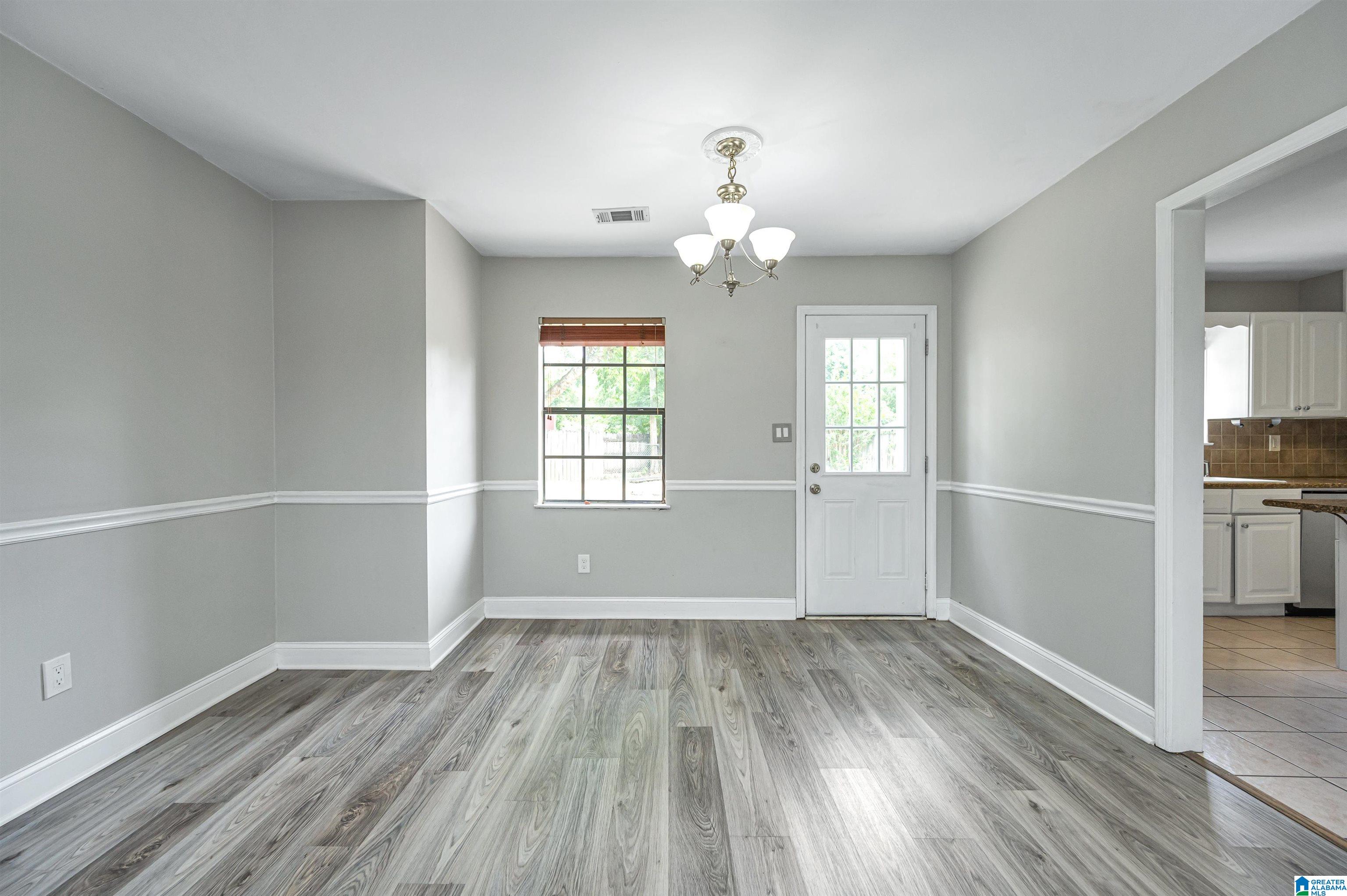 172 Winterhaven Drive Alabaster, AL 35007 - Photo 9 of 35