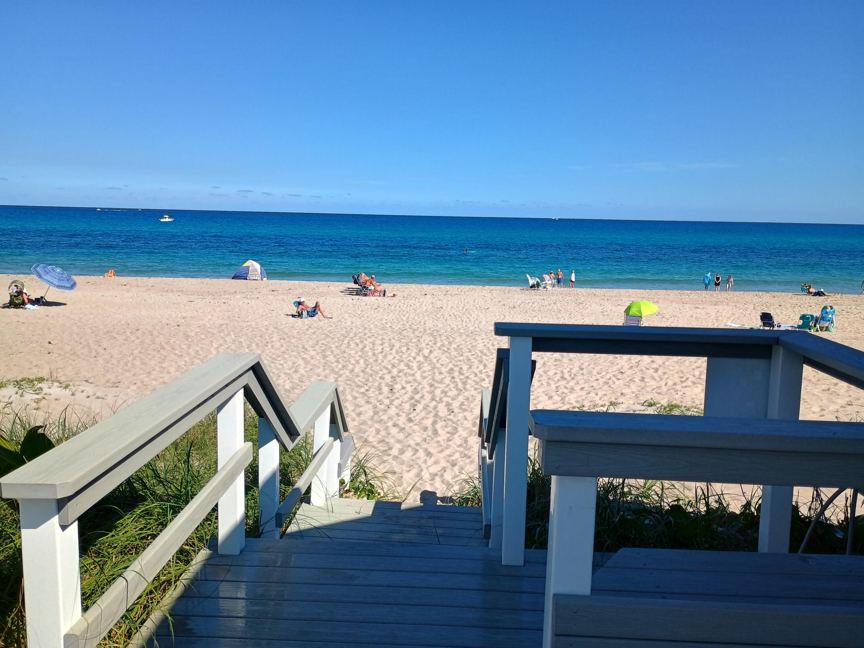5505 North Ocean Boulevard, Unit 6206 Ocean Ridge, FL 33435 - Photo 8 of 25 a view of terrace with seating area