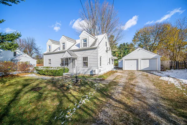 $182,500 | 800 South Union Street, Tecumseh, MI 49286
