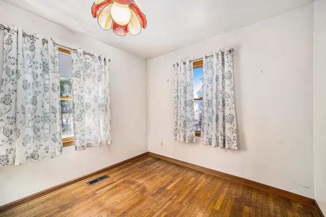 $205,000 | 800 South Union Street, Tecumseh, MI 49286