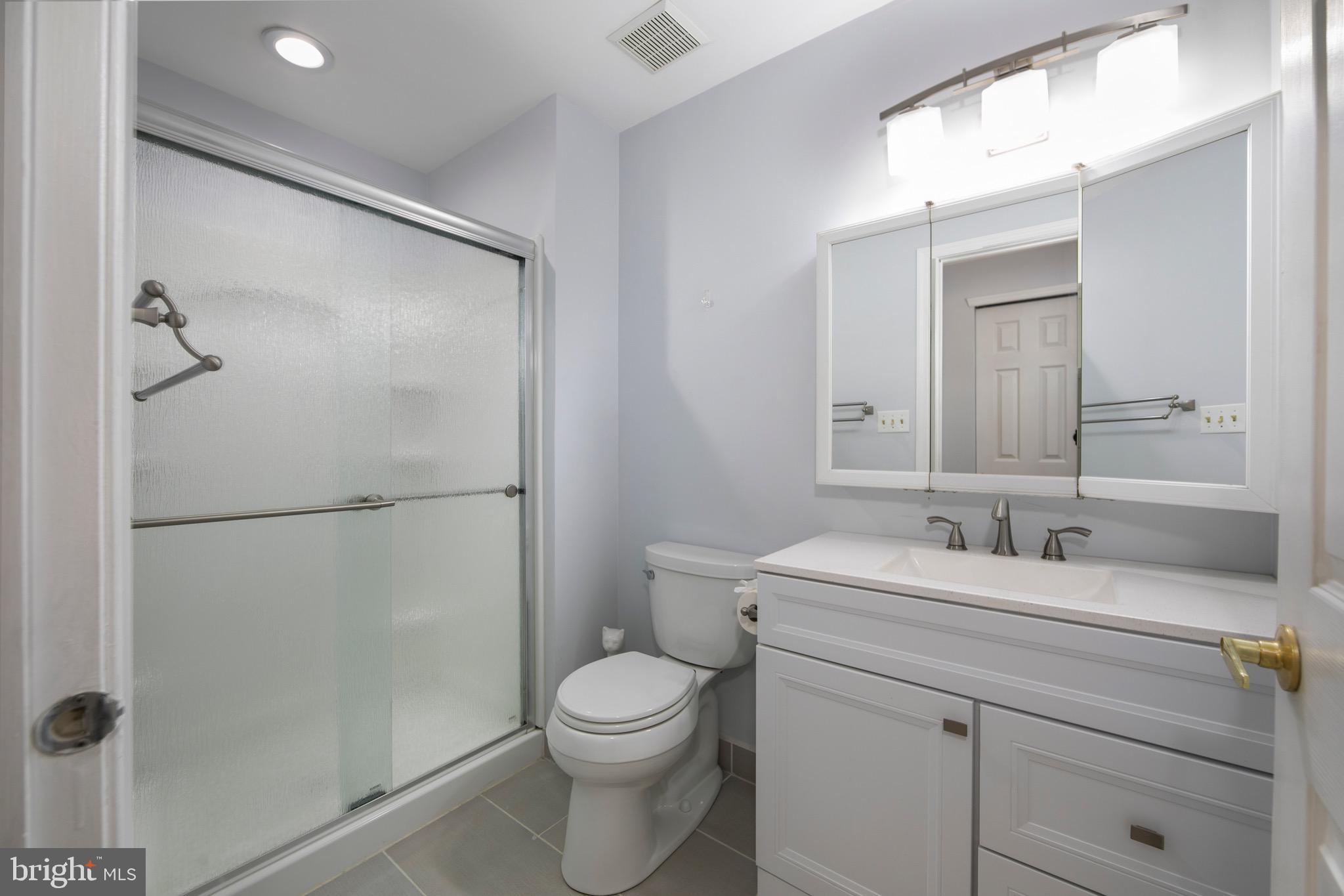 604 Quail Road Marlton, NJ 08053 - Photo 14 of 37 Primary Bathroom